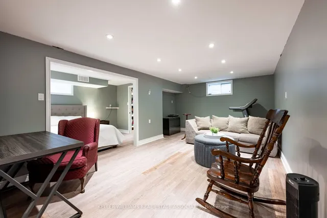 Additional image 30 of 31 Harmsworth Ave