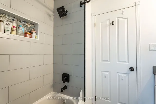 Additional image 28 of 17 Archer Way