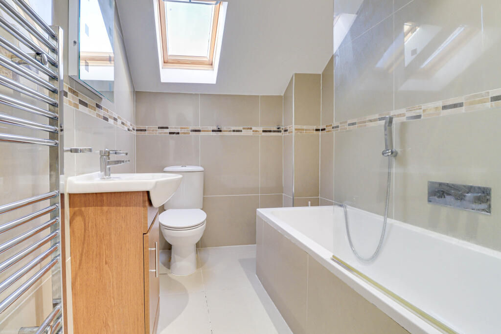 Additional image 13 of Ridge Avenue, Harpenden, Hertfordshire, AL5