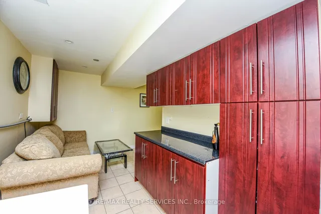 Additional image 32 of 70 Morley Cres Unit 70