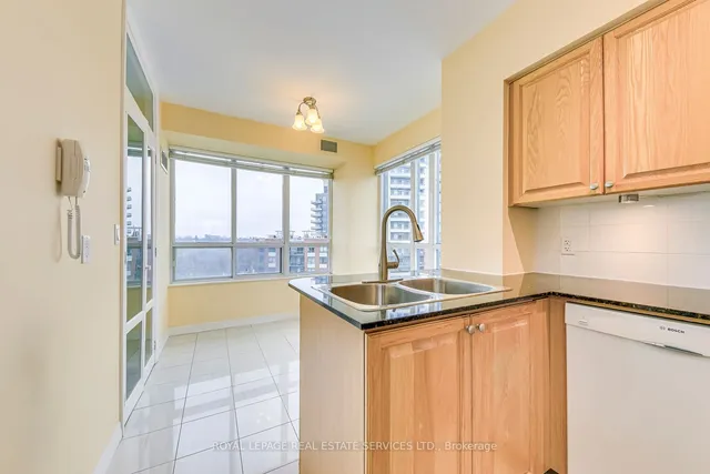 Additional image 20 of 38 Fontenay Crt Unit 607