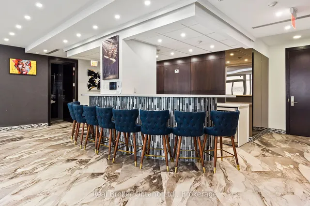 Additional image 34 of 50 Absolute Ave Unit 3701