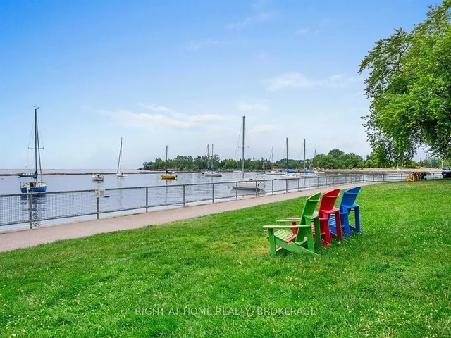 Additional image 31 of 231 Fort York Blvd Unit 1202