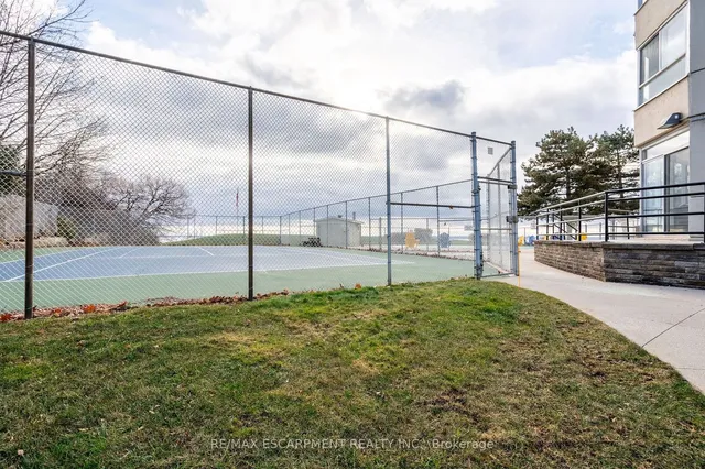 Additional image 37 of 5280 Lakeshore Rd Unit 911