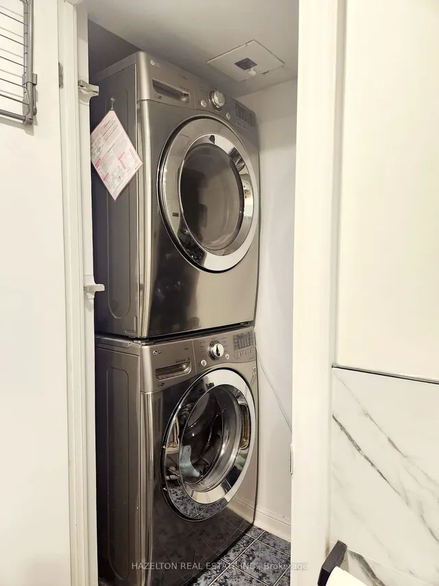 Additional image 6 of 954 King St Unit 508