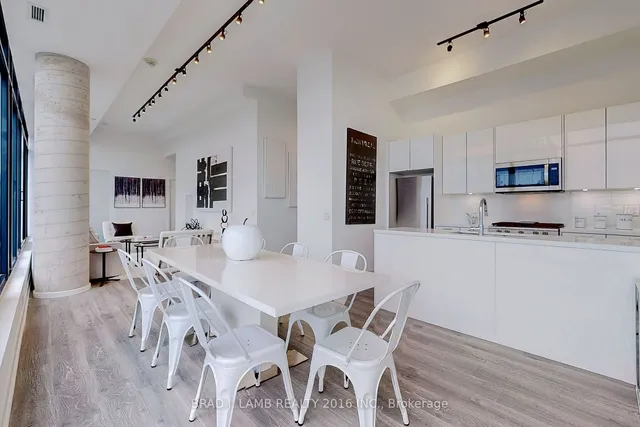 Additional image 6 of 55 Ontario St Unit 2502