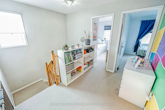 Additional image 19 of 21 Pioneer Ave