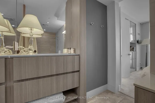 Additional image 25 of 170 Avenue Rd Unit 1003*