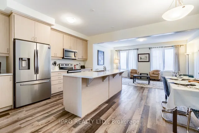 Additional image 5 of 1285 Sycamore Gdns Unit 3