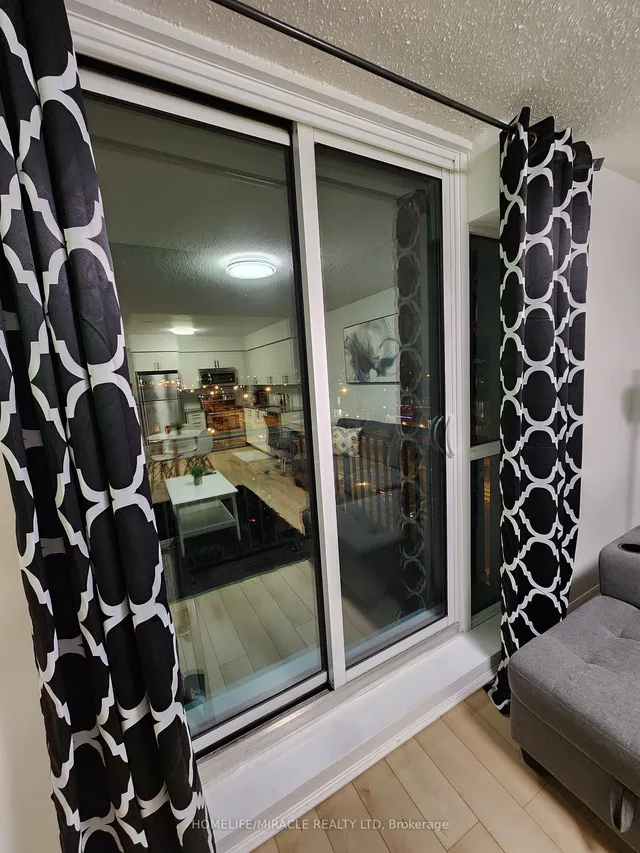 Additional image 13 of 800 Lawrence Ave Unit 407