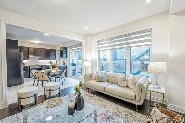 Additional image 12 of 5 Sinatra St