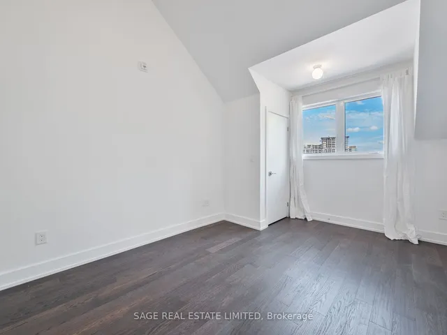 Additional image 21 of 1183 Dufferin St Unit 103