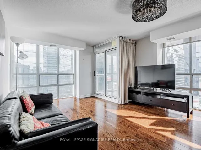 Additional image 8 of 30 Grand Trunk Cres Unit 3906