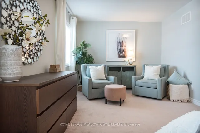 Additional image 22 of 394 Bessborough Dr