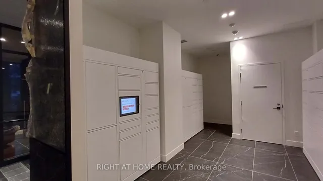 Additional image 10 of 308 JARVIS St Unit 516