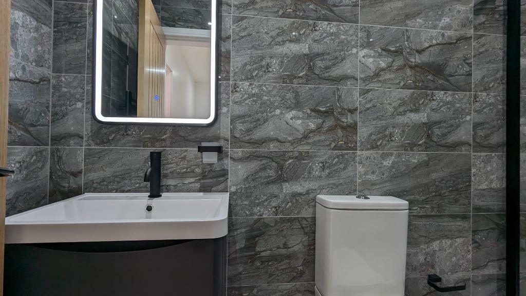 Additional image 7 of Stonehouse Lane, Quinton, Birmingham, B32 3EA