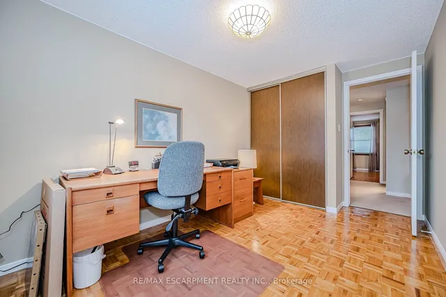 Additional image 19 of 2187 Melissa Cres