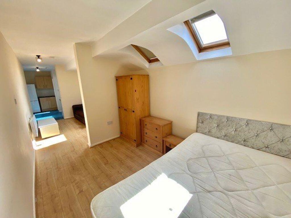 Additional image 8 of Alcester Road, Moseley, B13 8EY