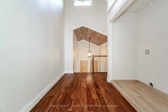 Additional image 16 of 41 Bowshelm Crt