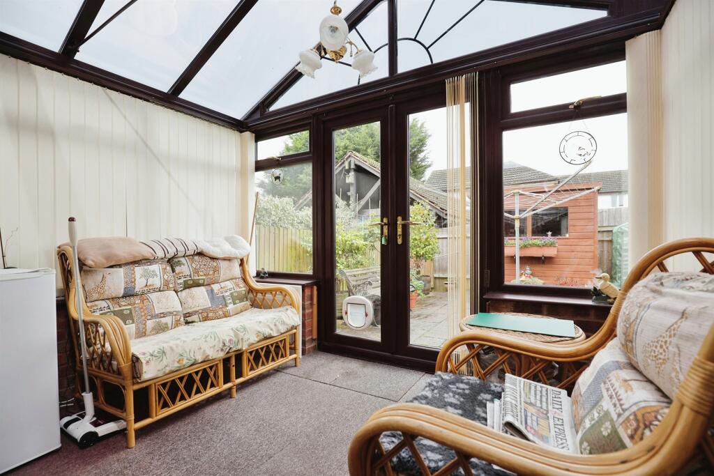 Additional image 7 of Meadow Road, Alcester