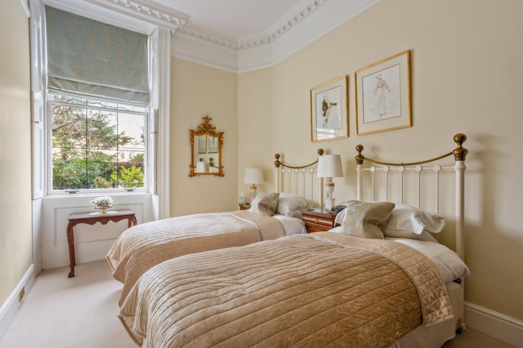 Additional image 9 of Royal Crescent Bath BA1