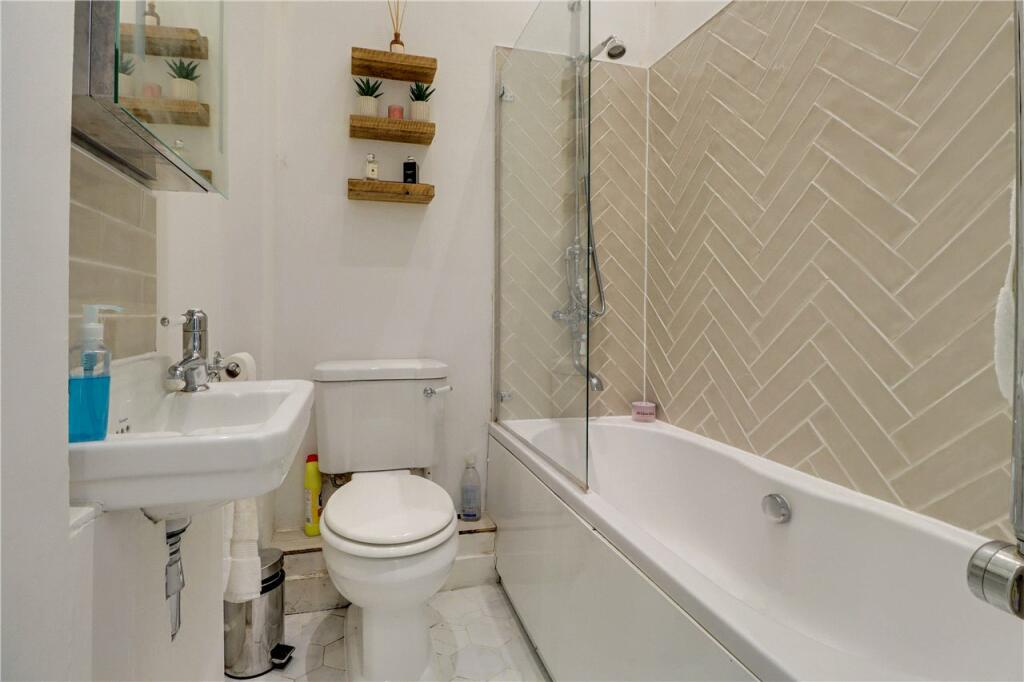 Additional image 8 of Hollybush Lane, Harpenden, Hertfordshire, AL5