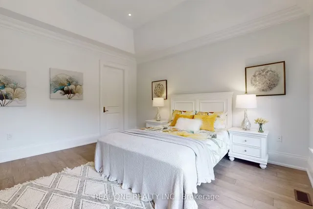 Additional image 33 of 12 Resolution Cres