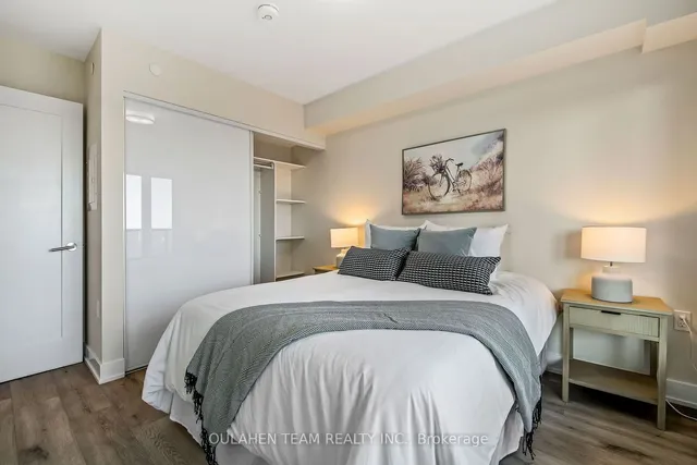 Additional image 20 of 575 Bloor St Unit 1704