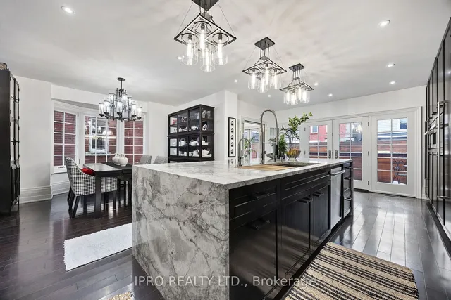 Additional image 15 of 20 Fairview Blvd