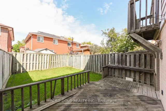 Additional image 33 of 19 Hoskins Sq