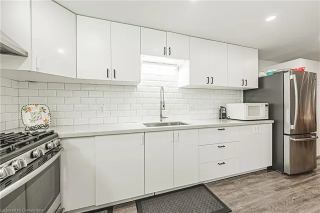 Additional image 23 of 1214 #8 Hwy