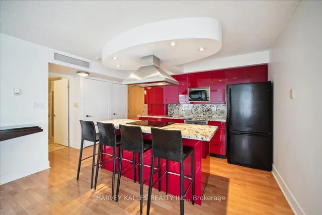 Additional image 12 of 550 Queens Quay Unit 809