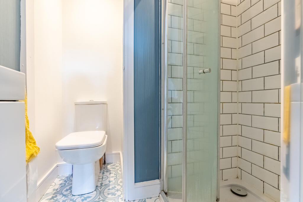 Additional image 15 of Moreton Avenue, Harpenden, Hertfordshire, AL5