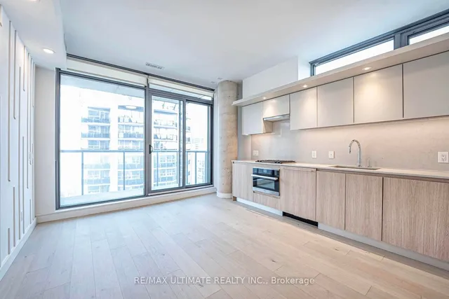 Additional image 10 of 81 Wellesley St Unit 907