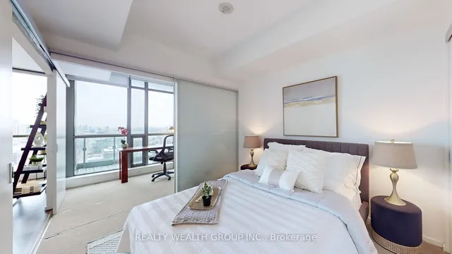 Additional image 13 of 8 Charlotte St Unit 2709