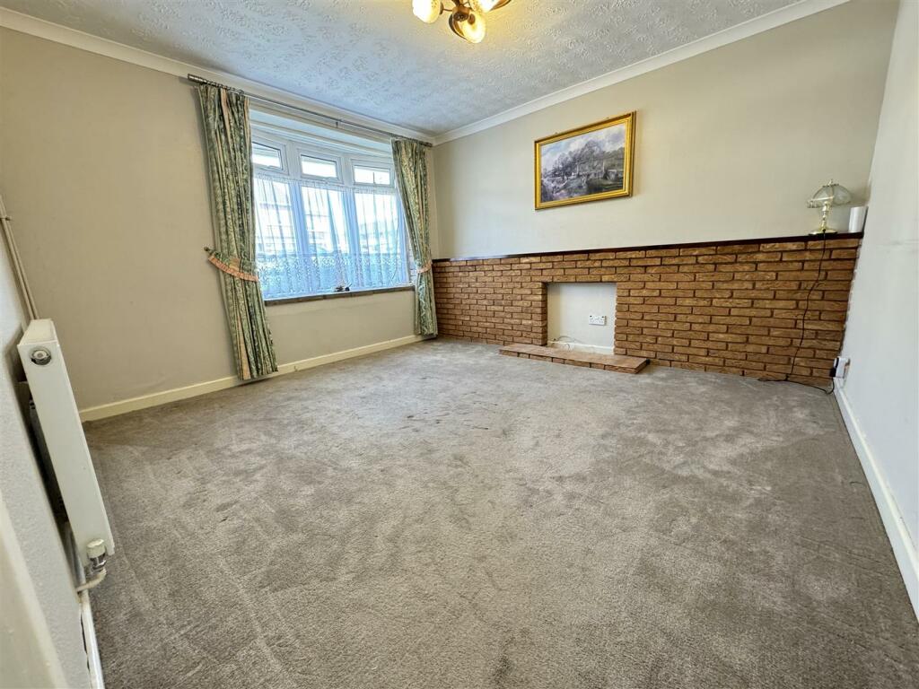 Additional image 39 of Kinross Crescent, Great Barr, Birmingham