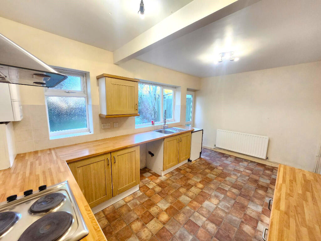 Chells Grove, Birmingham, B13 photo 5