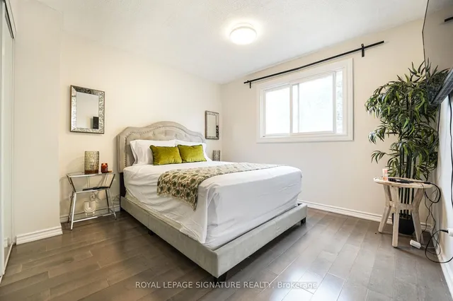 Additional image 31 of 1521 Ealing Crt