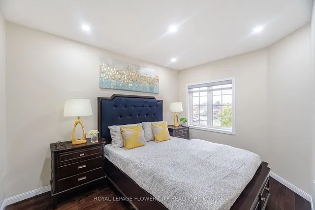 Additional image 18 of 144 Tiller Tr