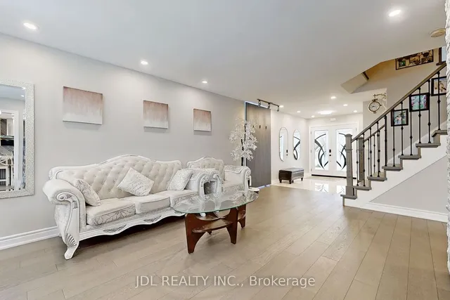 Additional image 4 of 2020 Quinte St