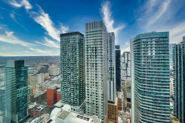 Additional image 31 of 327 King St Unit 4006