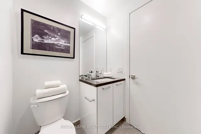 Additional image 21 of 195 McCaul St Unit 723