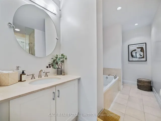 Additional image 21 of 20 Scrivener Sq Unit 507