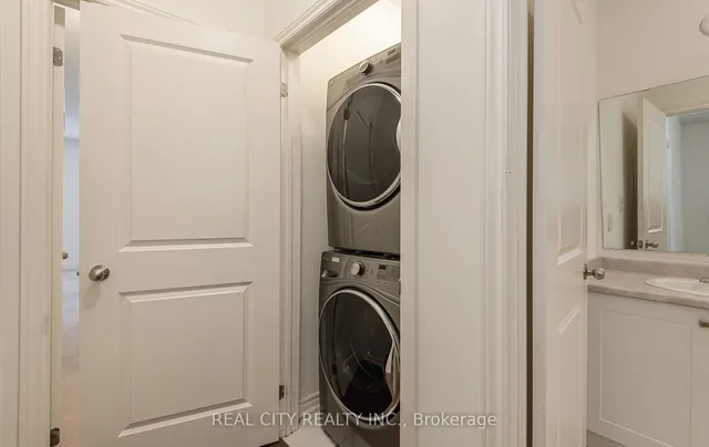 Additional image 35 of 10 Donald Ficht Cres