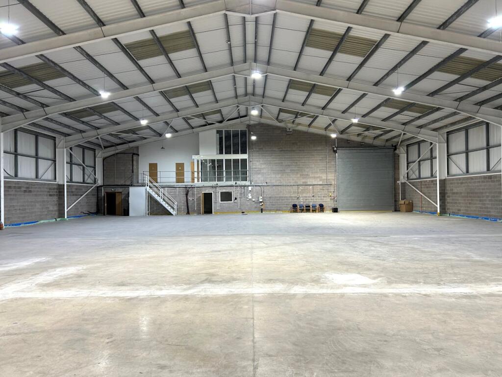 Additional image 4 of 21 Buntsford Drive, Bromsgrove, Worcestershire, B60 3AJ