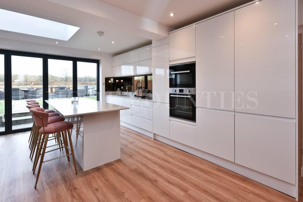 Additional image 8 of Fellowes Lane, Colney Heath, St Albans, AL4