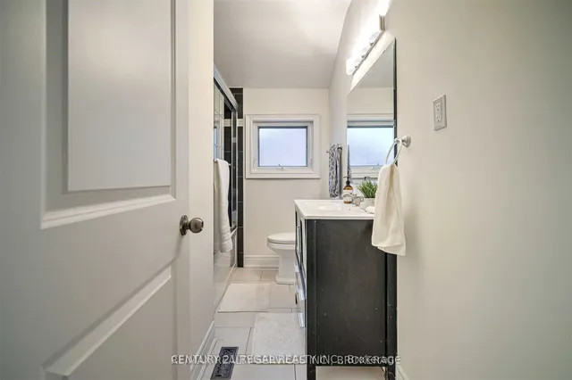 Additional image 30 of 41 Hardwick Crt