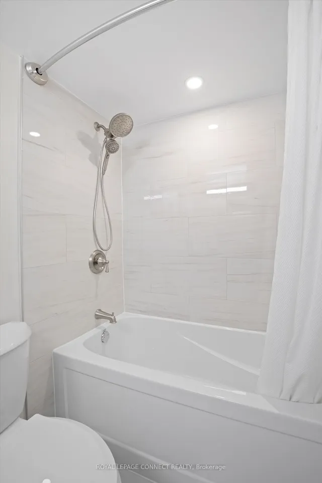 Additional image 18 of 238 Albion Rd Unit 1511