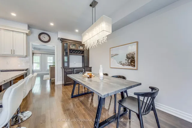 Additional image 10 of 261 Gatwick Dr