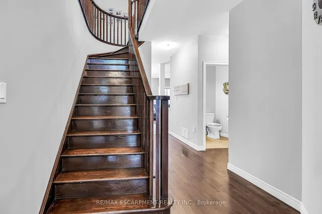 Additional image 19 of 31 Showcase Dr